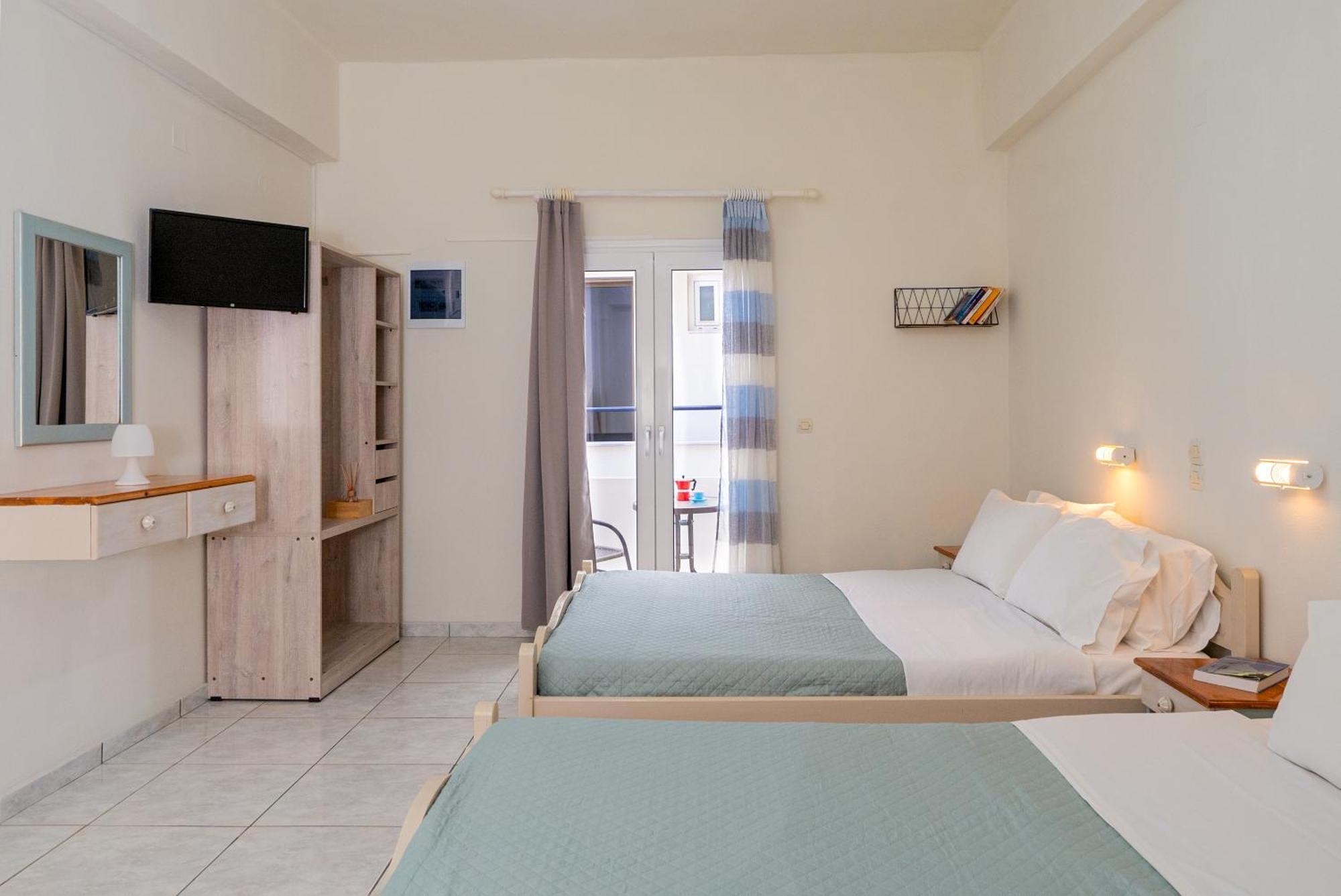 Appartement Giant Woman à Tsoútsouros Extérieur photo