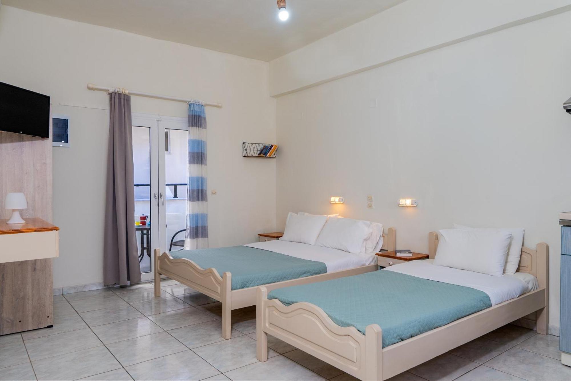 Appartement Giant Woman à Tsoútsouros Extérieur photo